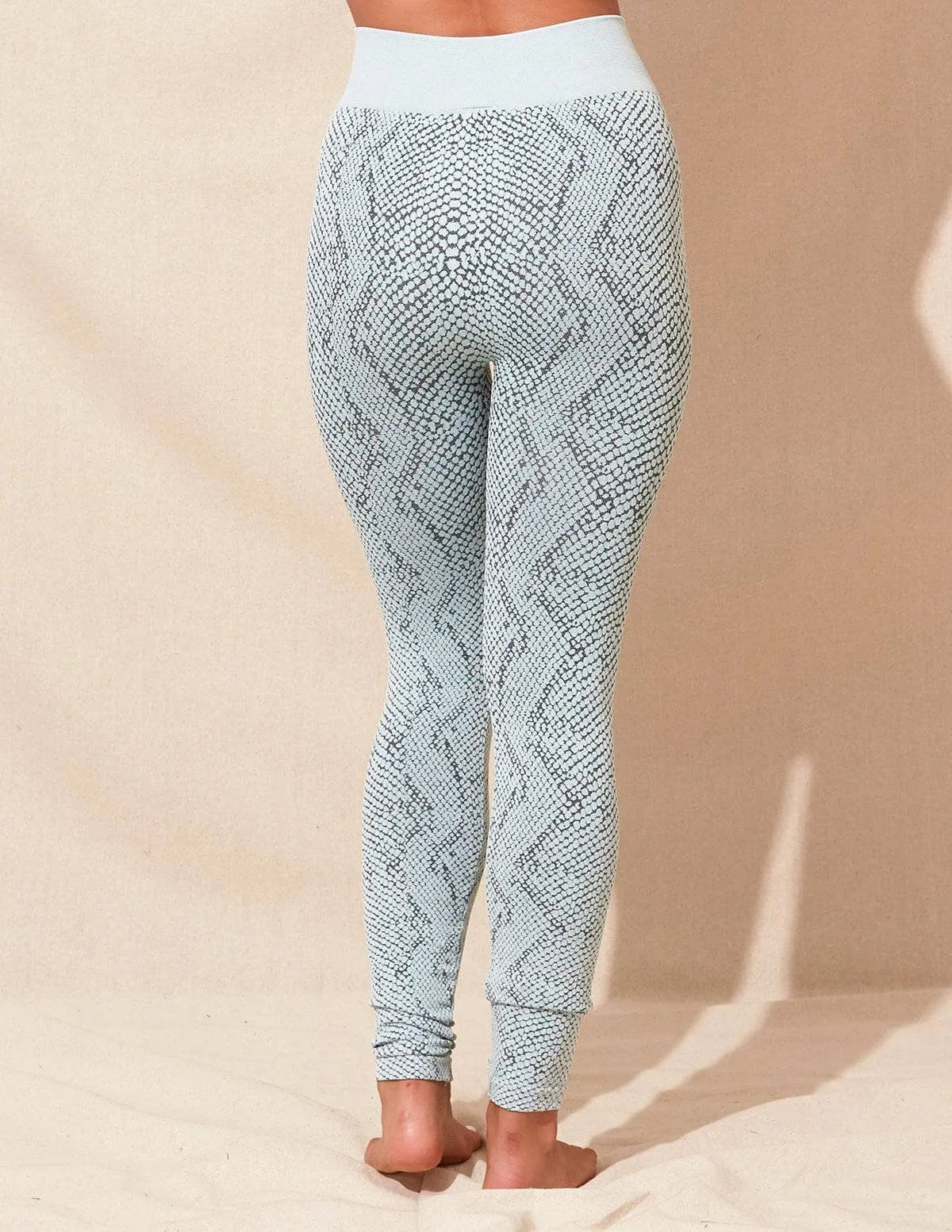 Control Fit Textured Leggings