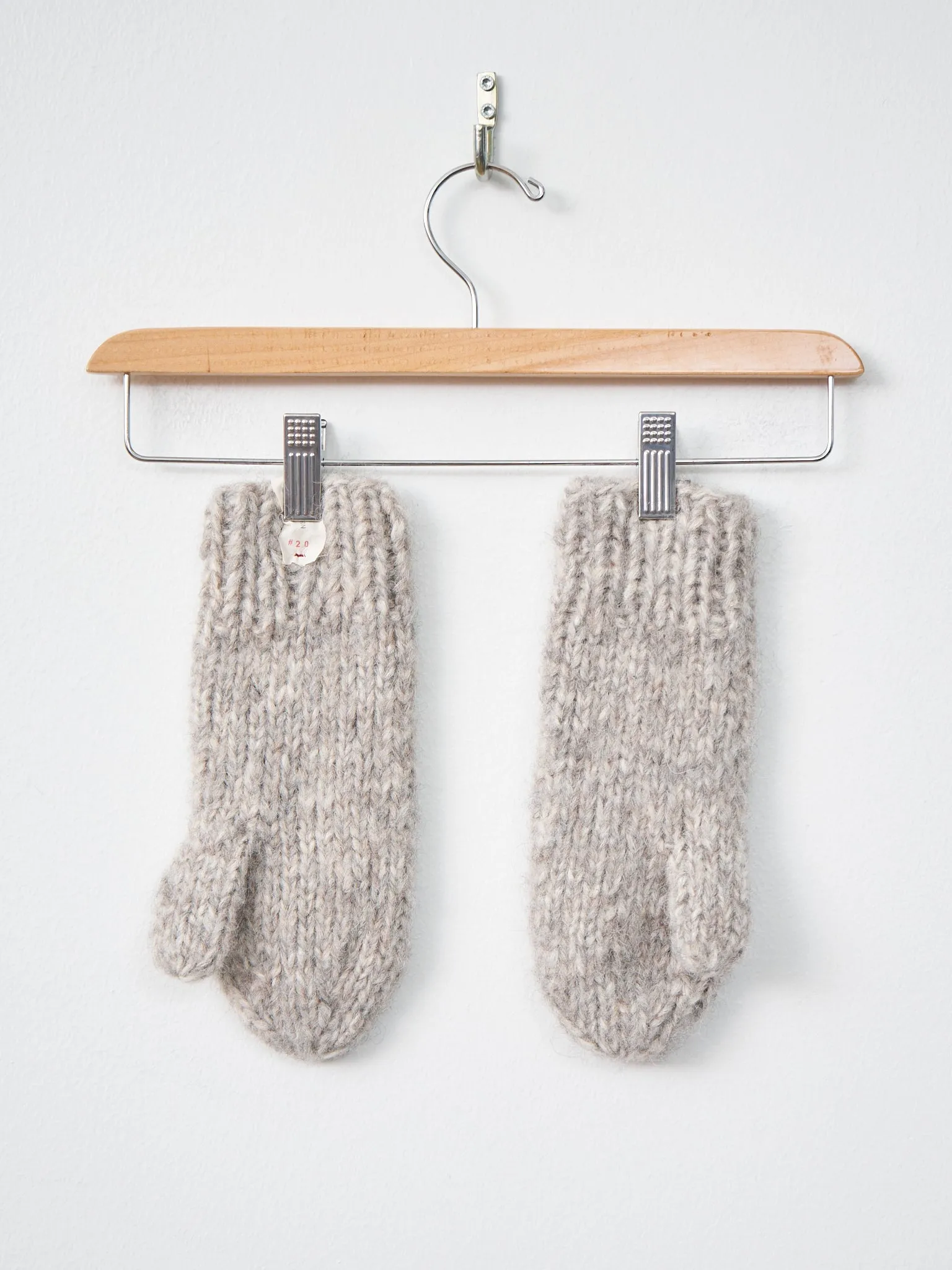 HK Eco Mittens - Light Gray