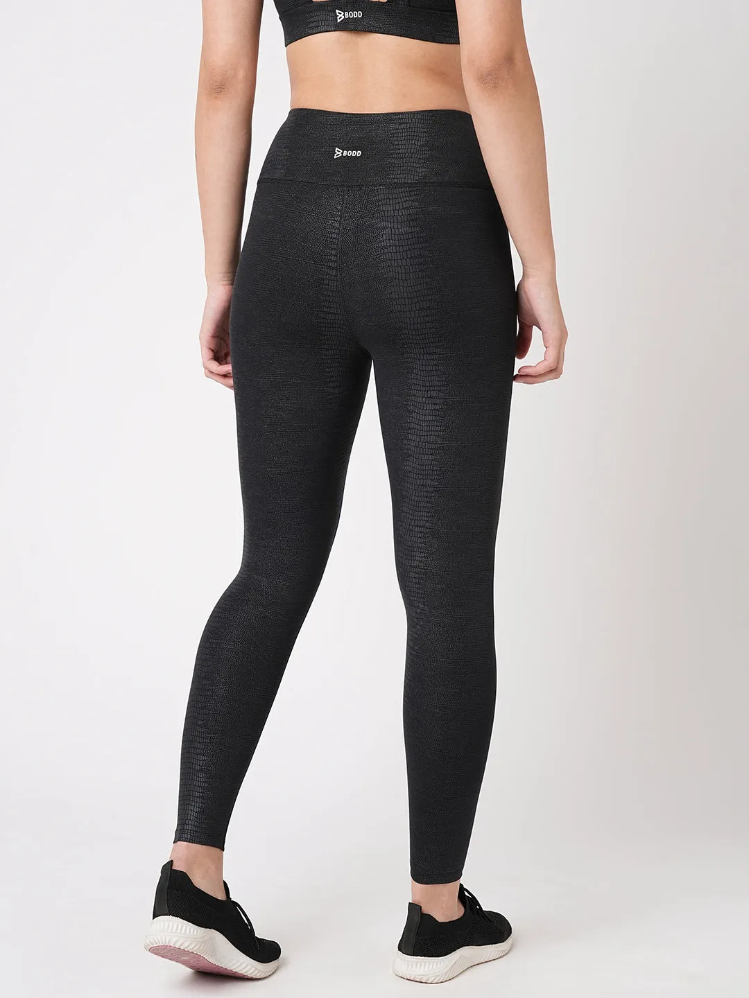Meet Me In Manhattan Black Metallic Leggings
