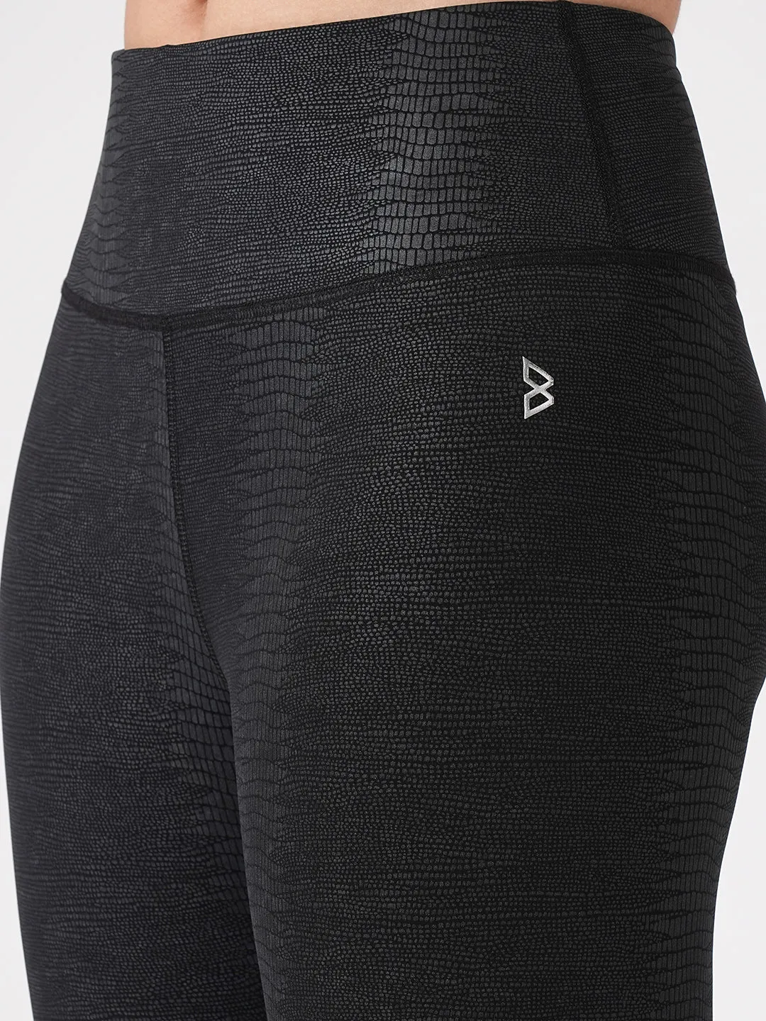 Meet Me In Manhattan Black Metallic Leggings