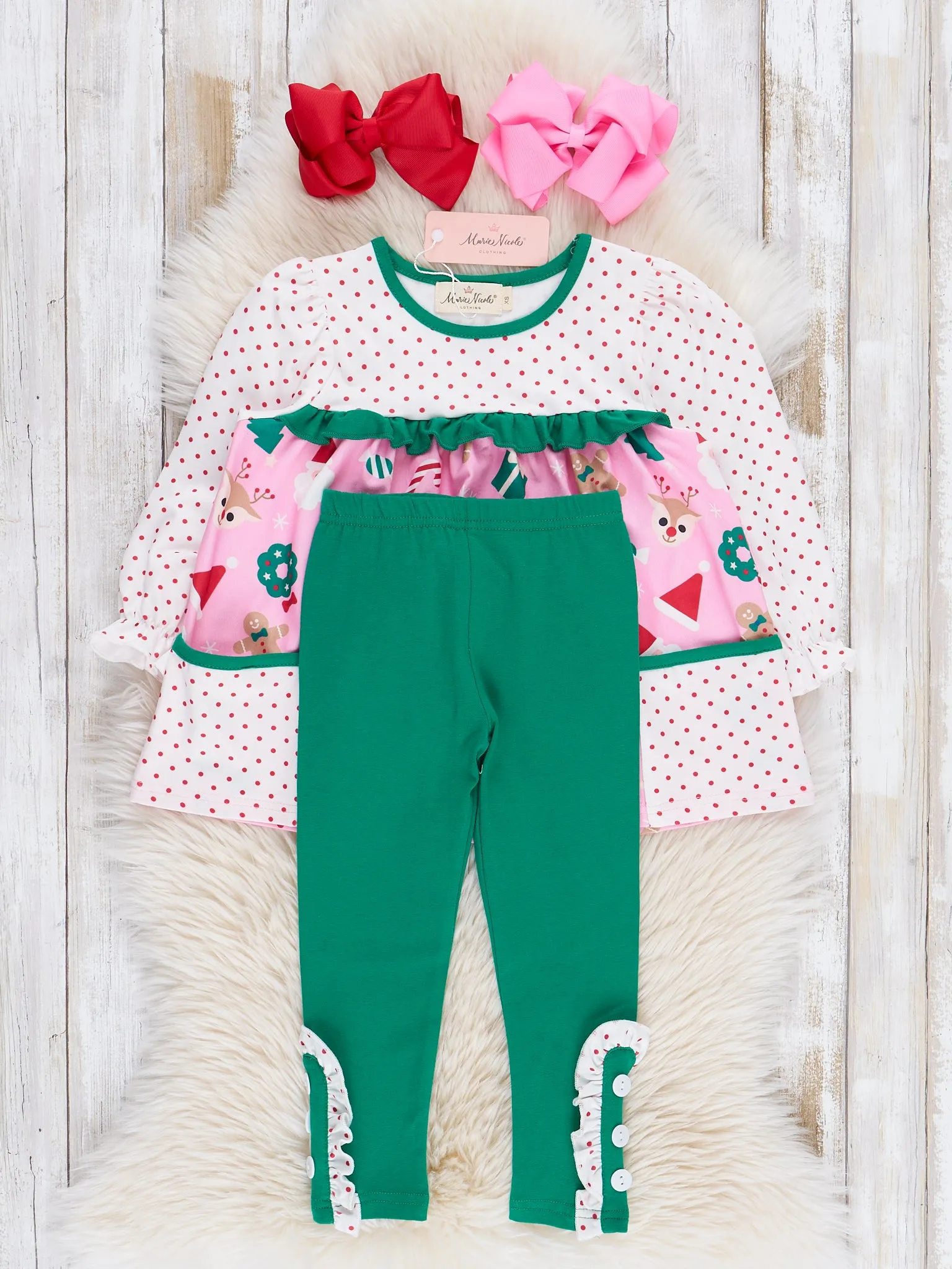Pink & Green Holiday Magic Outfit