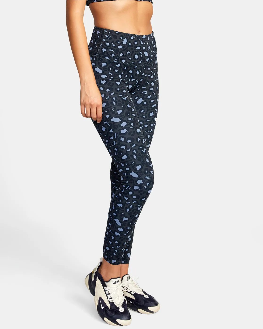 VA Essential Workout Leggings - Leo