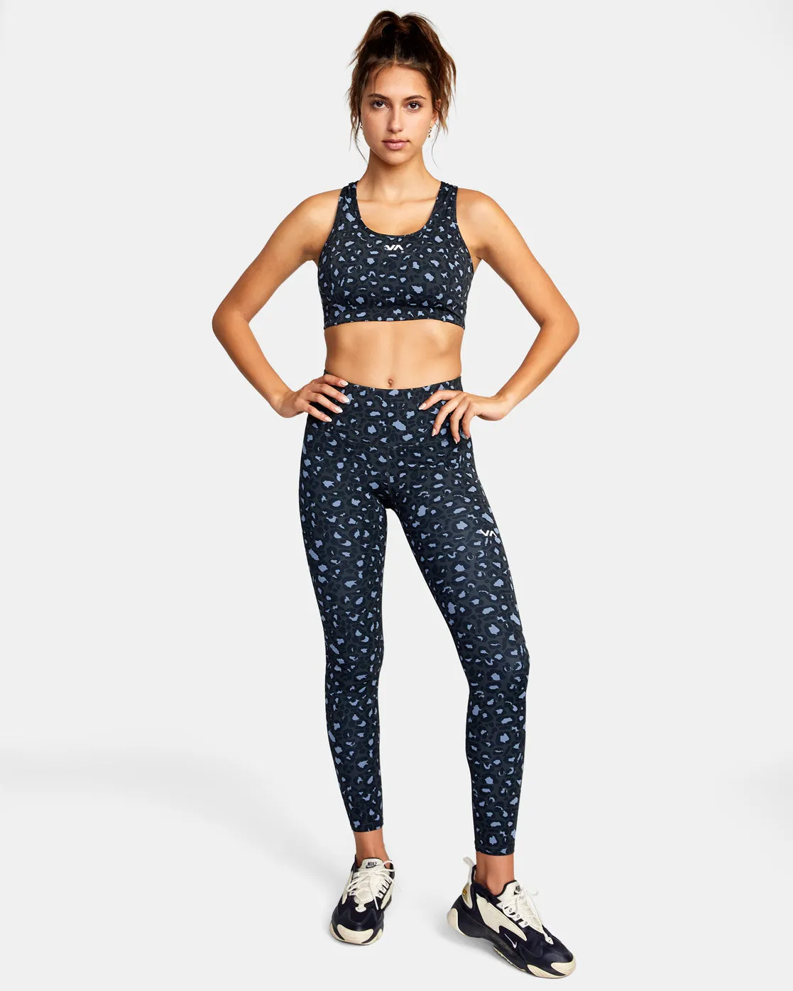 VA Essential Workout Leggings - Leo